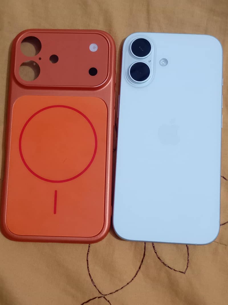 Apple iPhone 16 5