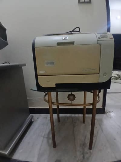 HP laserjet CP2025