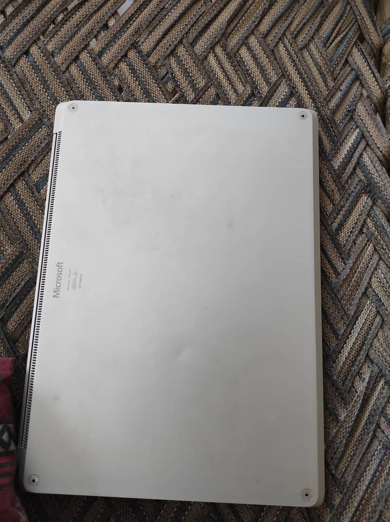 Microsoft MacBook surface 2