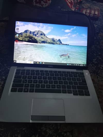 Dell laptop with touch screen core i5.