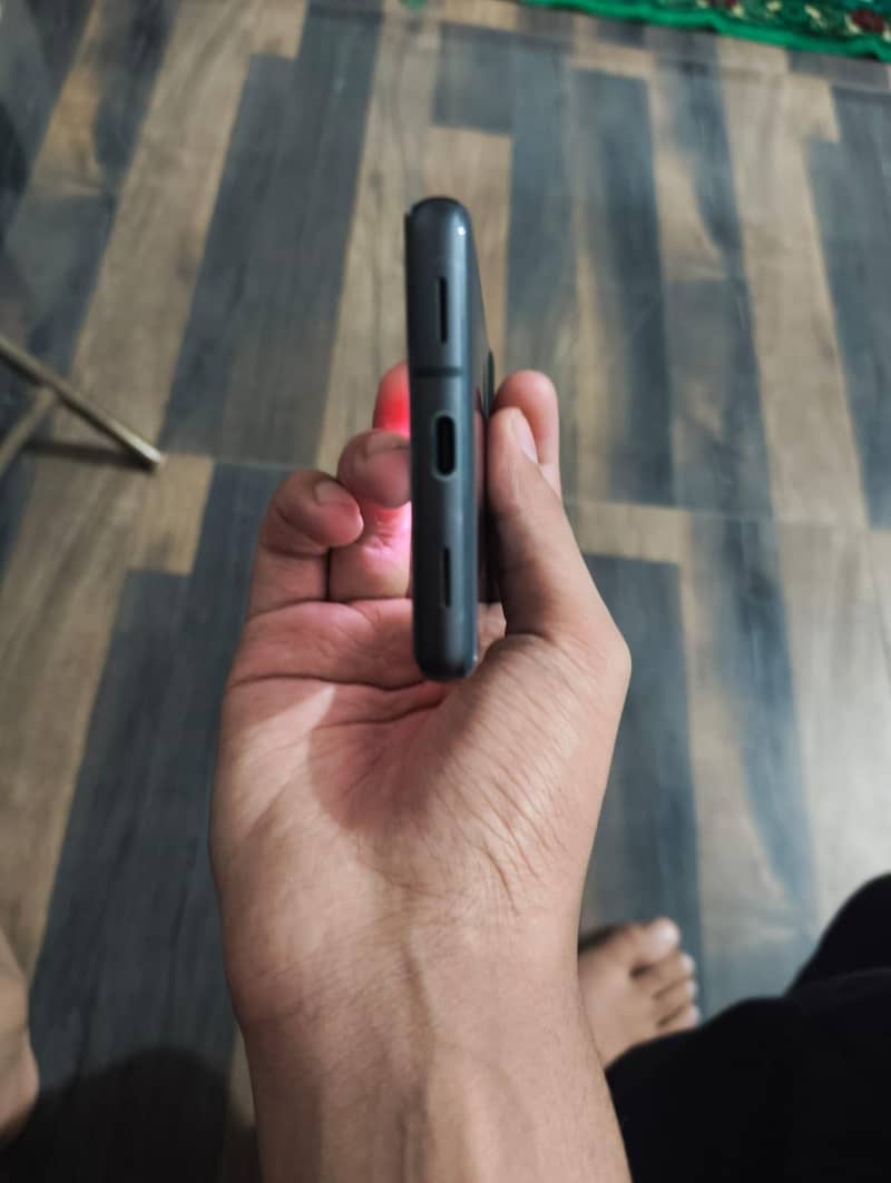 Google Pixel 7a 3