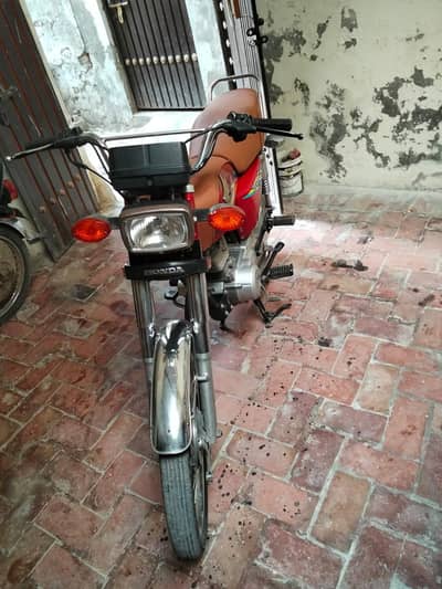 urgent sale karni hai
