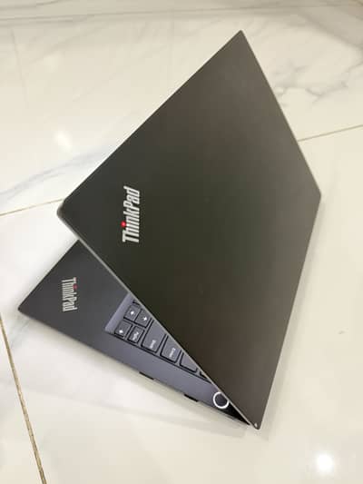Lenovo ThinkPad E14 – Core i5 10th Gen