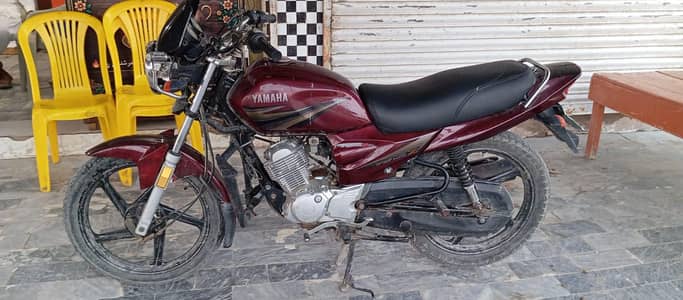 ybr 125