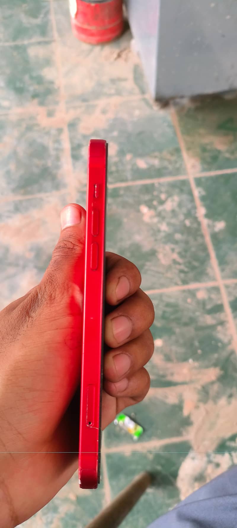 Apple iPhone 12 7
