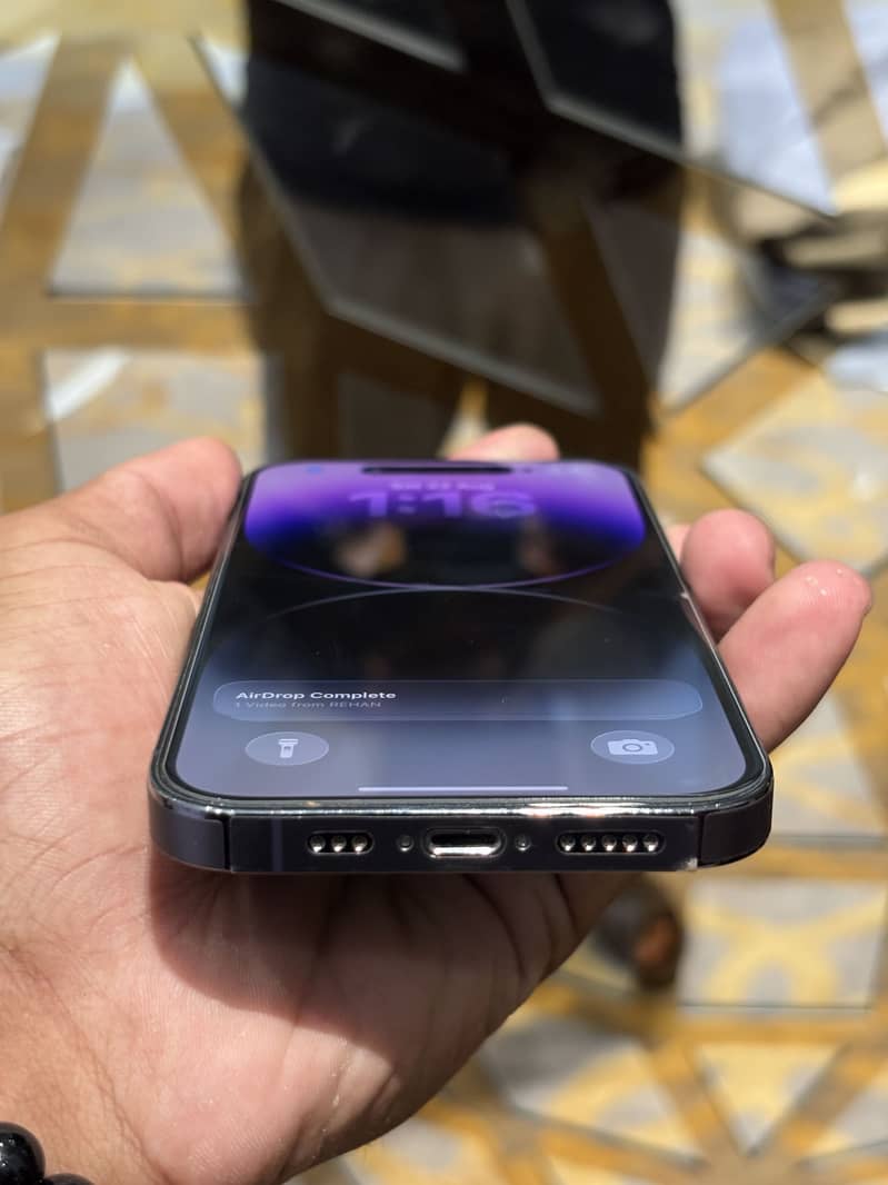 Apple iPhone 14 Pro 2