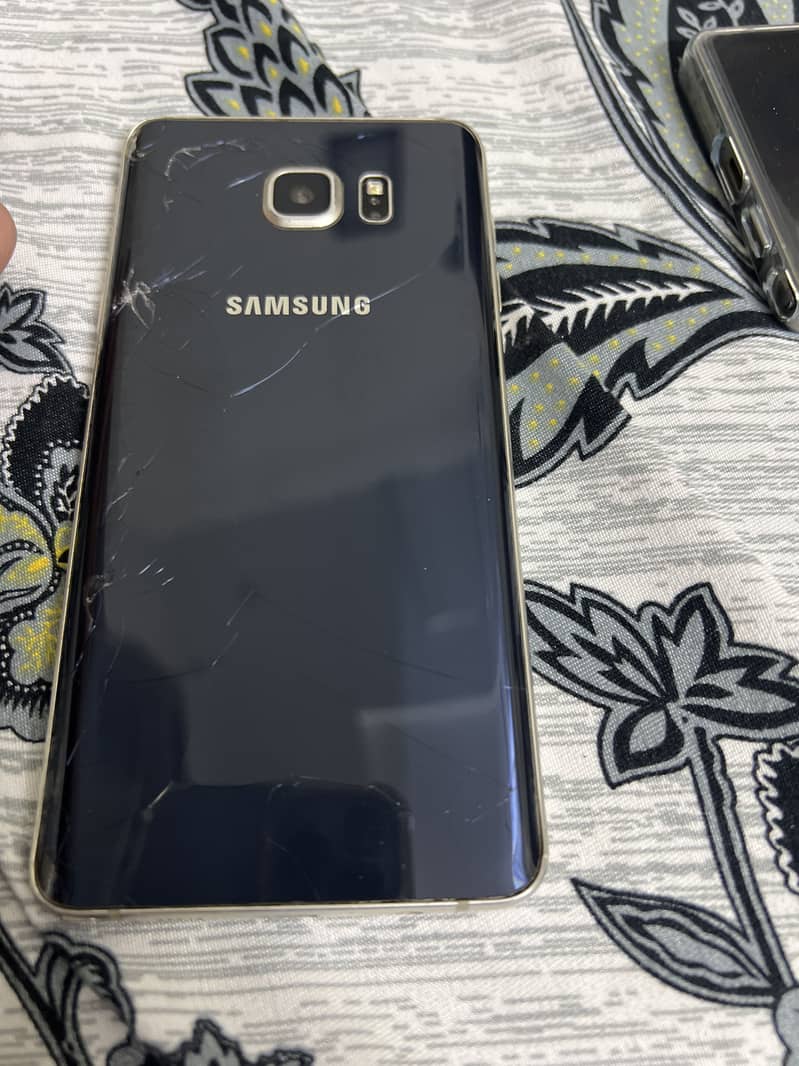 Samsung Mobile Note5 1