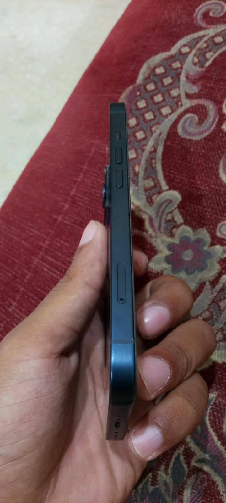 Apple iPhone 13 3