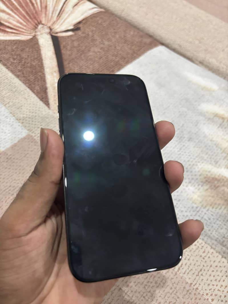 Apple iPhone 15 Pro 1