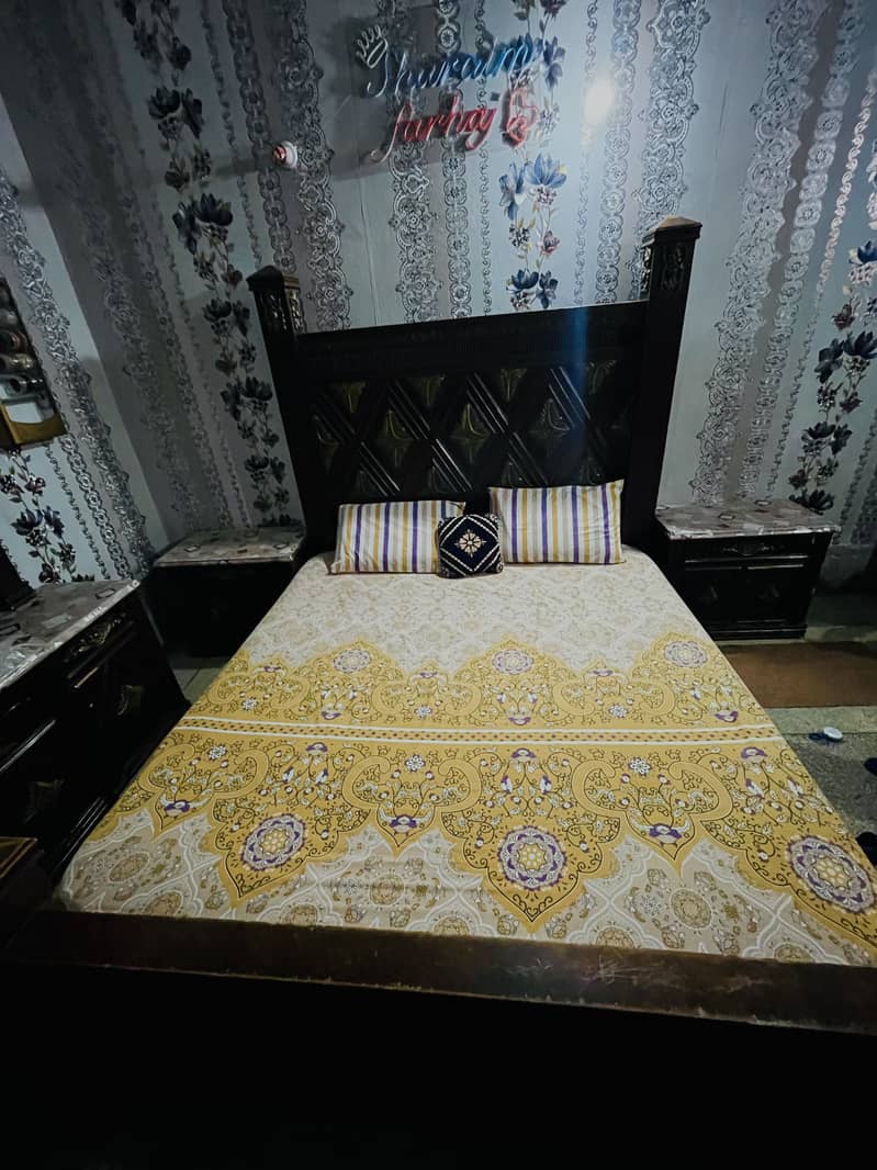 Bed side table 8