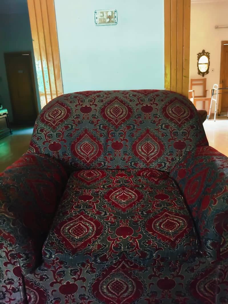 5 seated sofa 2