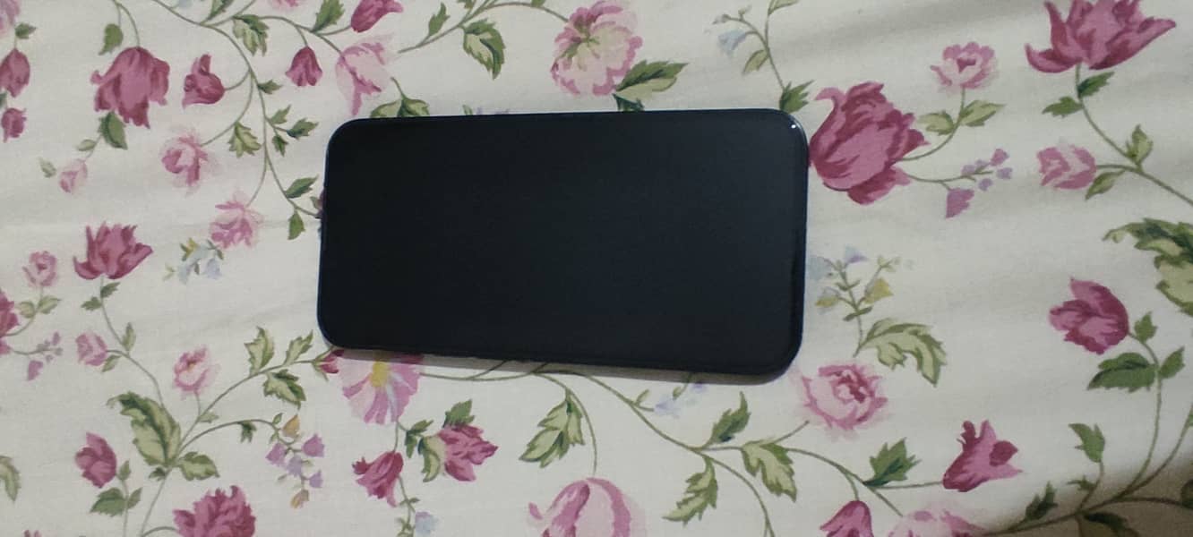 Apple iPhone 13 6