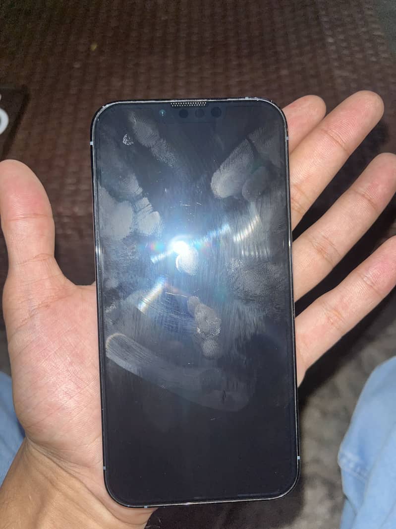 Apple iPhone 13 Pro 1