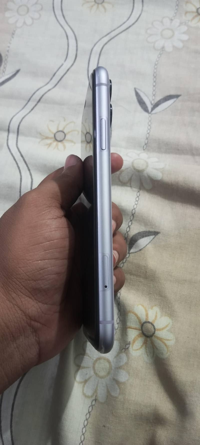 Apple iPhone 11 5