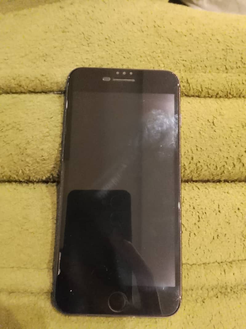 Apple iPhone 7 Plus 3