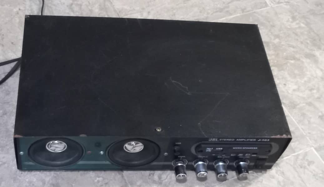 Speakers & Amplifiers 9