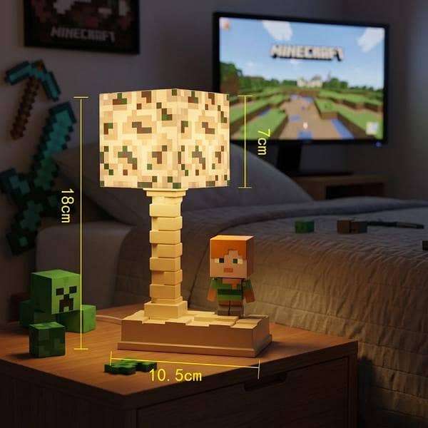 Minecraft Pixel Block Table Lamp 1