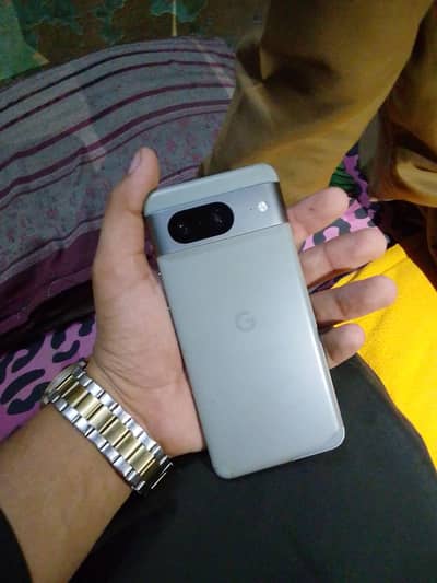 Google Pixel 8