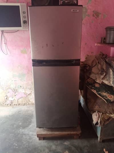 orient fridge for sale  urgent sell