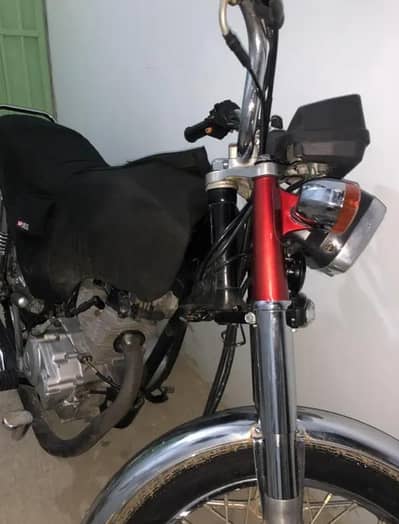 united 125