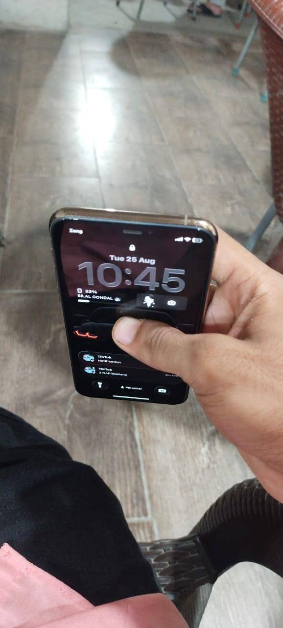 Apple iPhone 11 Pro 3
