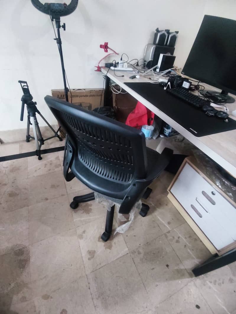 Computer / Study Chair 3