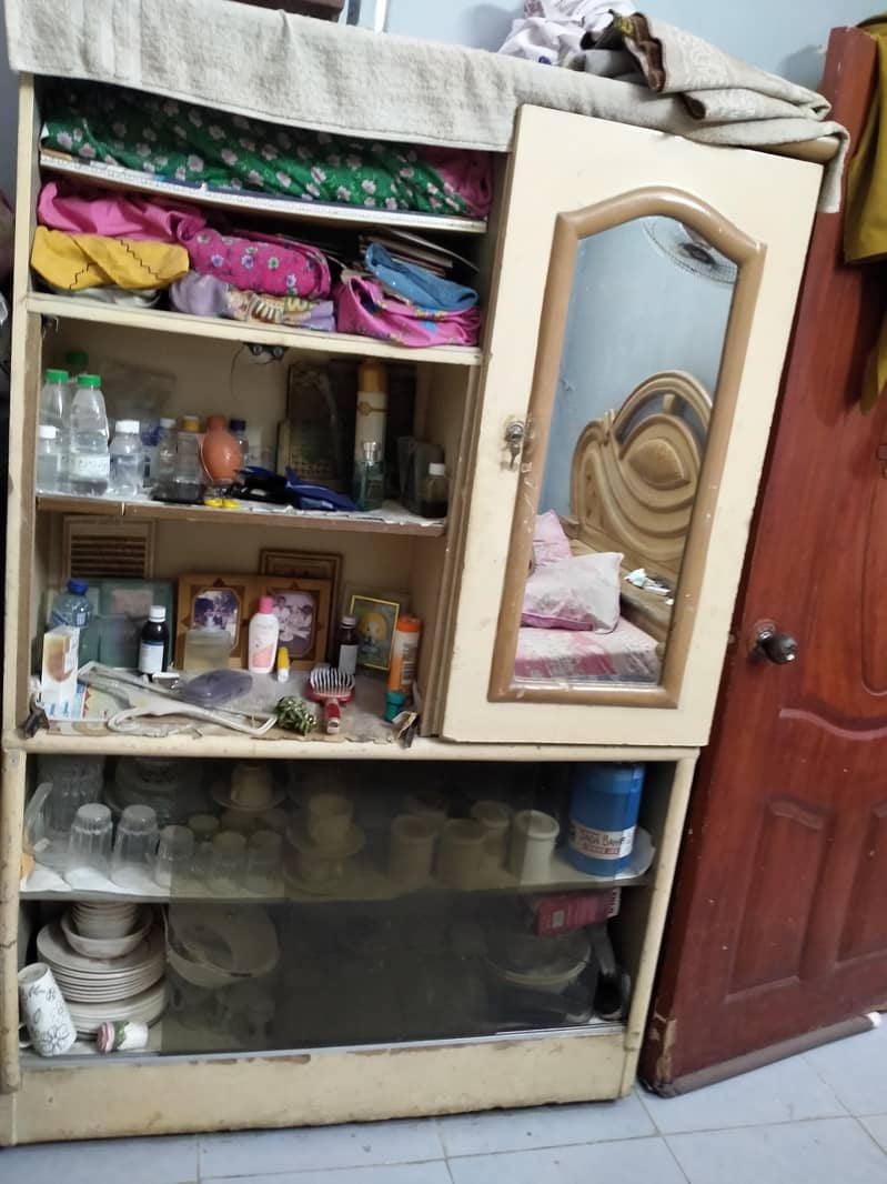 Showcase Divider 0