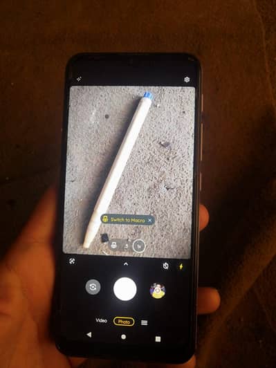 Motorola Moto G10 4GB 64GB box sath hai
