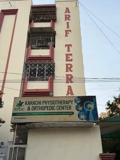 2 bed dd apartment available for sale in Arif Terrace gulistan e jauhar block 13
