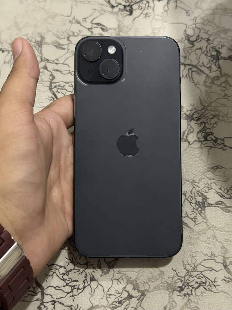 Apple iPhone 15 plus 6