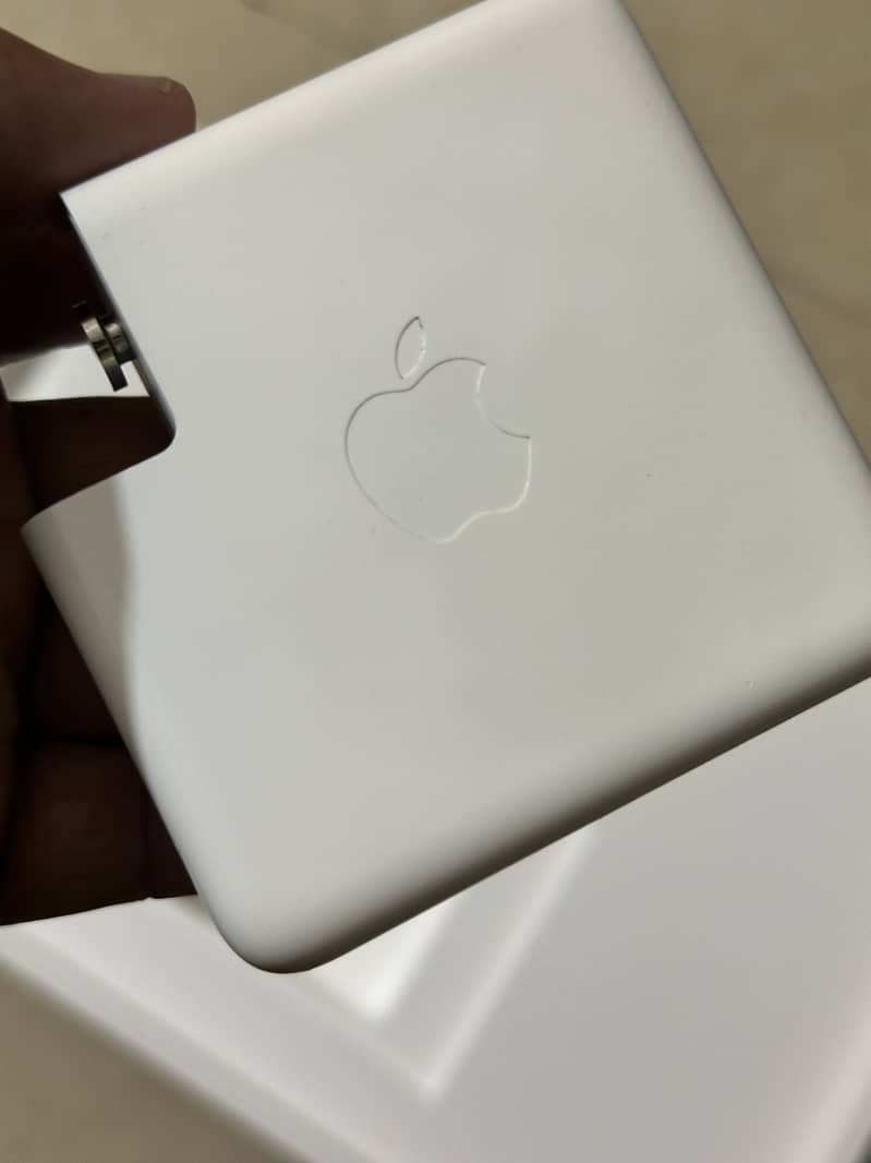 MacBook Pro i9 - gaming, developer 9
