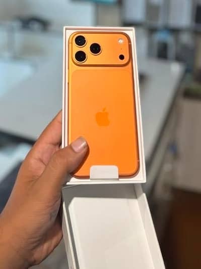 Apple iPhone 17 Pro Max JV