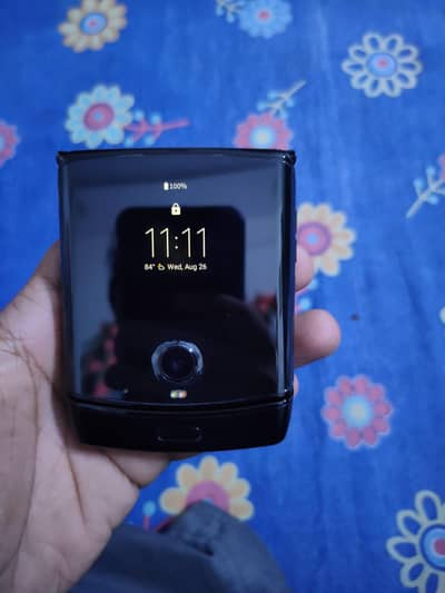 Motorola Razr Flip phone