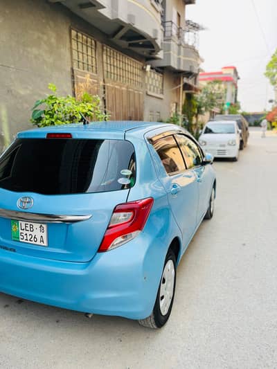 Toyota Vitz 2014