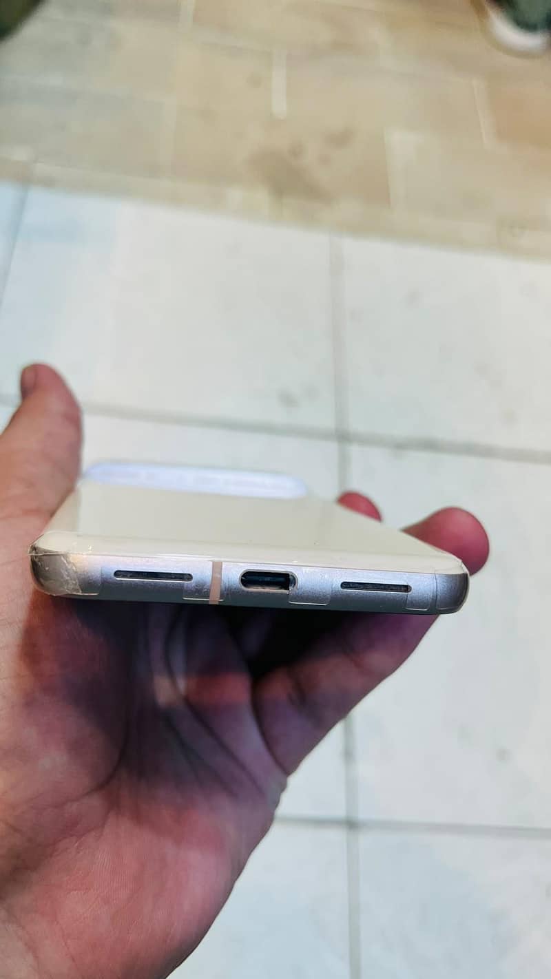 Google Pixel 8 1