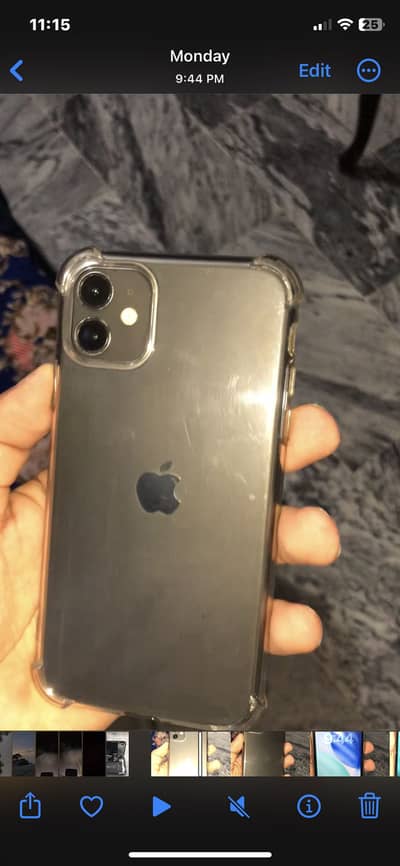 iPhone 11 (jv)