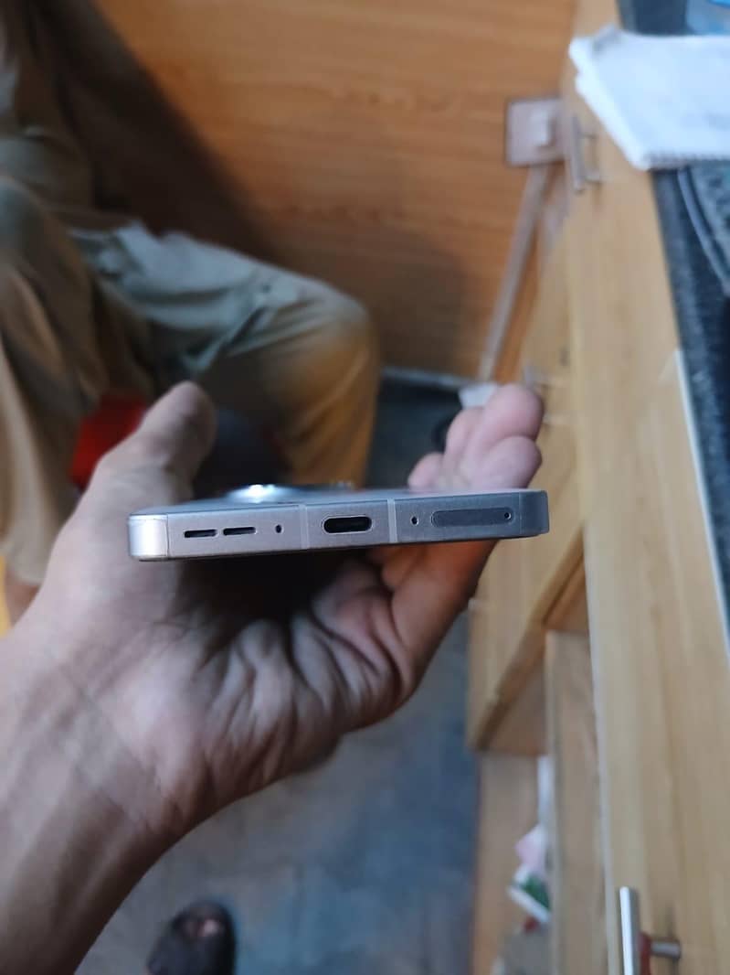 One Plus 13R 4