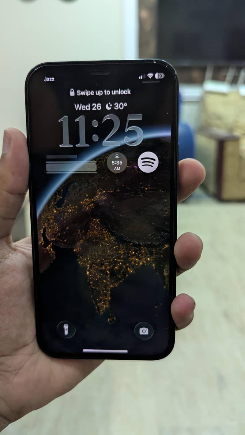 Apple iPhone 12 0