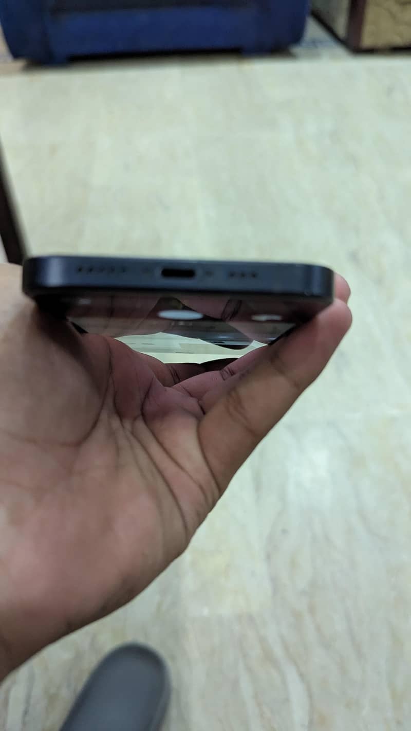 Apple iPhone 12 2