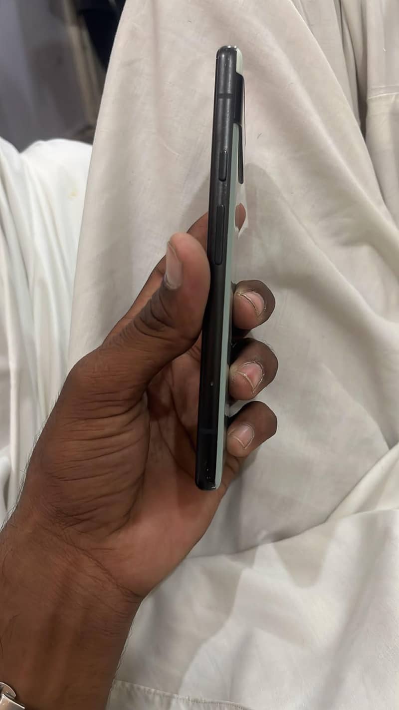 Google Pixel 6a 1