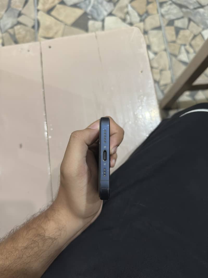 Apple iPhone 15 Pro 5