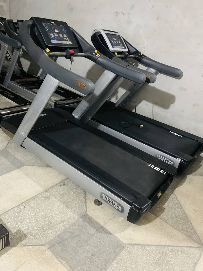 Gym Treadmill machine 0