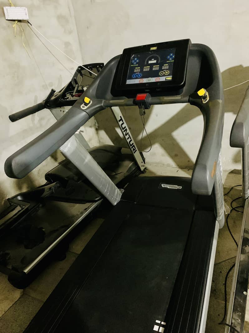 Gym Treadmill machine 1
