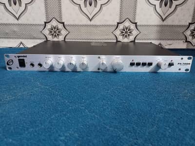 0333 4060 681  - Gemini.  pa-7000 . pre amplifier USA 
