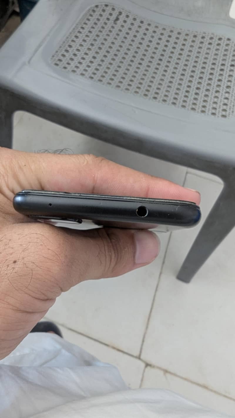 Google Pixel 4a 5