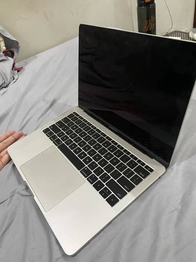 Macbook pro 2017 retina display