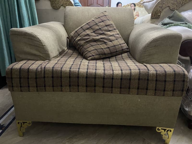 Sofa set for sell 1