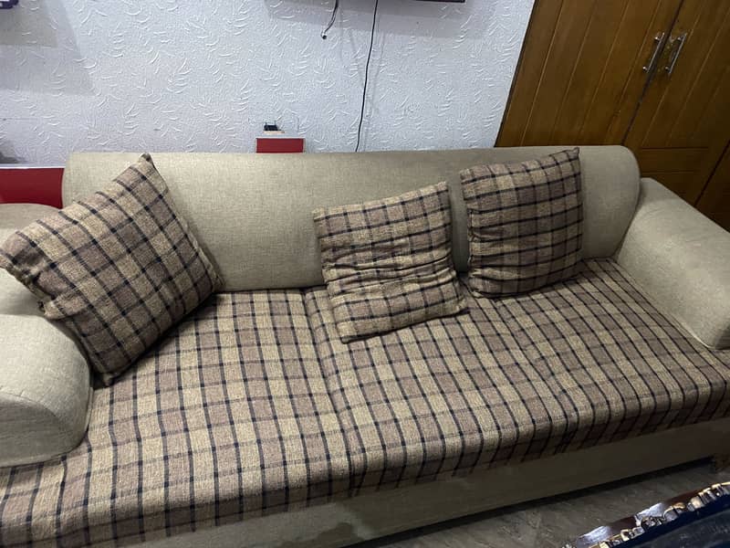 Sofa set for sell 5