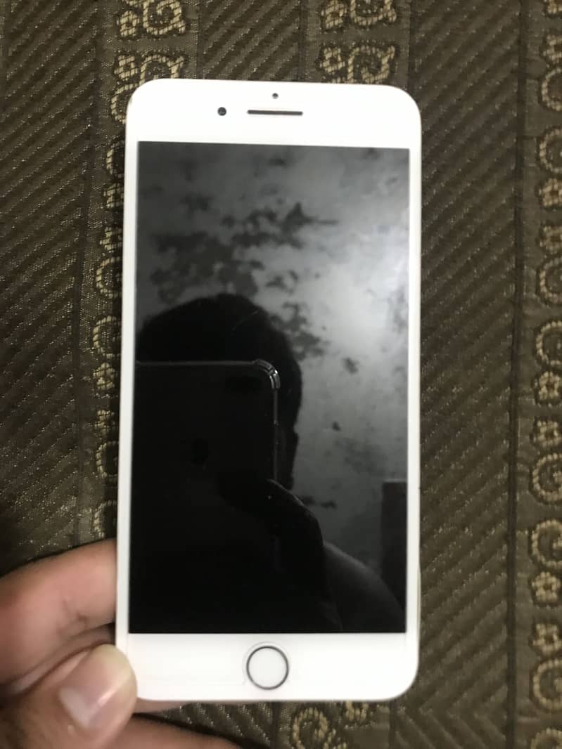 iPhone 7 Plus. Original panel 1