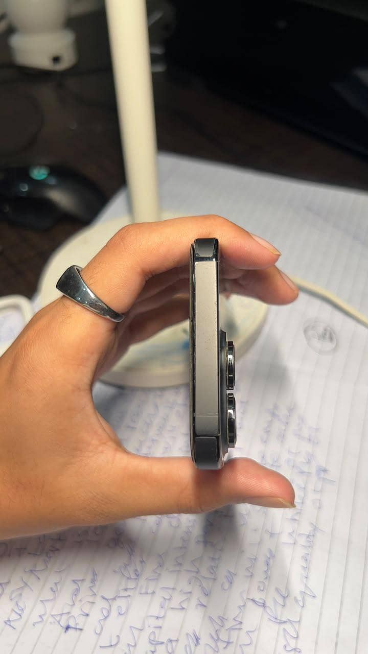 Apple iPhone 14 Pro 1